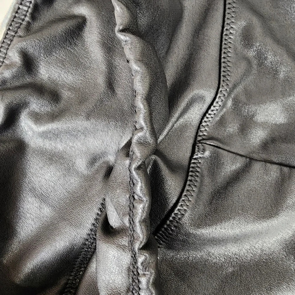7 For All Mankind Vegan Leather Leggings Stretch Black Size  Large - Picture 8 of 16